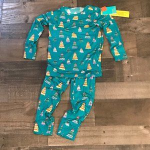 Posh Peanut Sierra Long Sleeve 2-Piece Loungewear Set